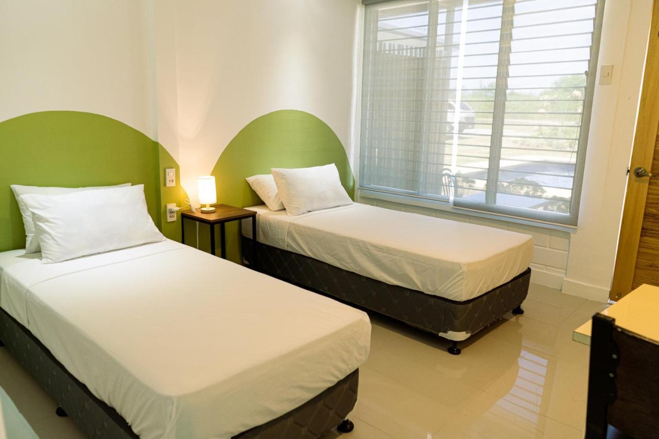 Manta Dream Resort 팡라오 외부 사진